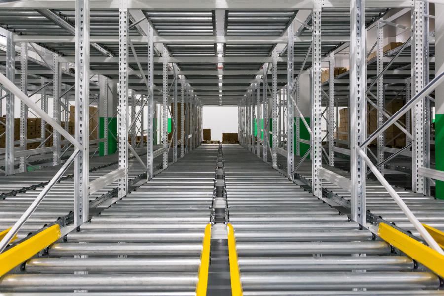 Logistikimmobilien sind schon längst nicht mehr nur reine Lagerhallen. Dass sie gesellschaftliche Bedeutung haben, ist seit der Corona-Krise deutlich mehr Menschen bewusst.