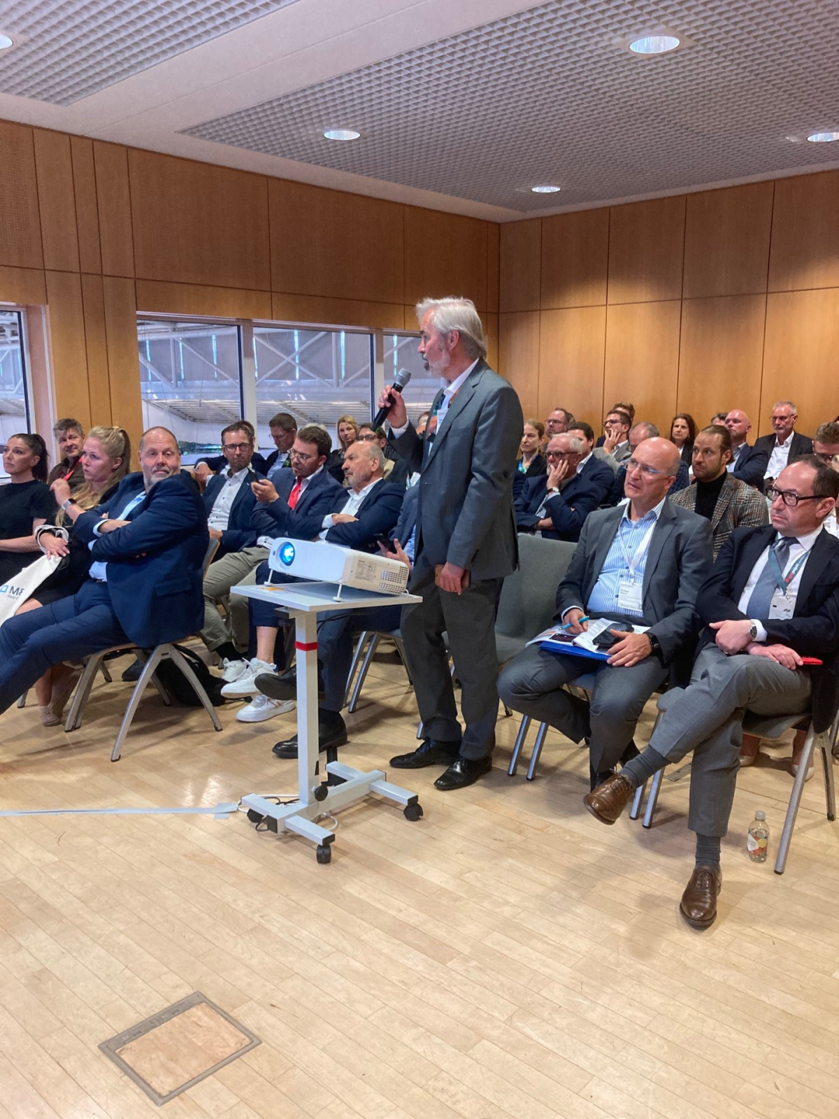 Senior Living: Die Diskussion war rege, unsere Referentinnen beantworteten auch im Anschluss noch viele Fragen.